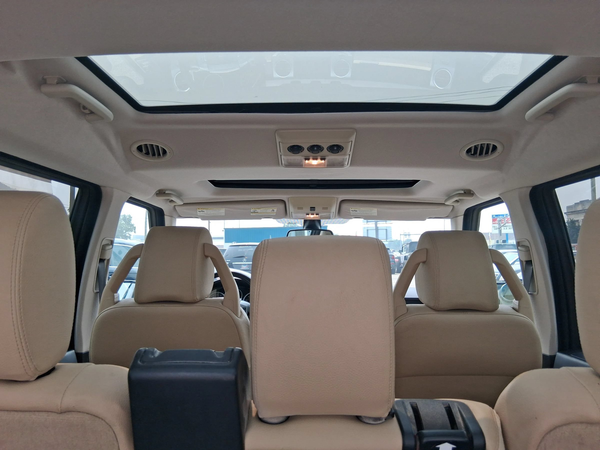 Used 2008 Land Rover LR3 SE AWD/4WD image 10
