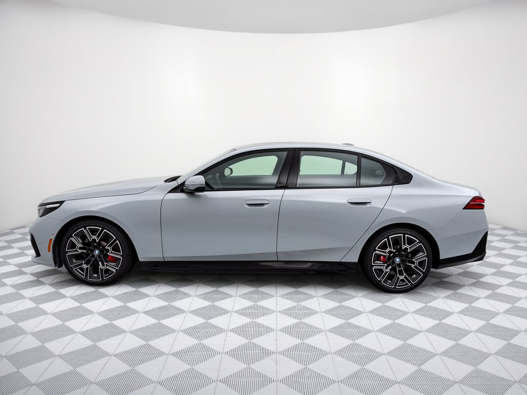 Certified 2024 BMW i5 eDrive40i w/ M Sport Package RWD image 3