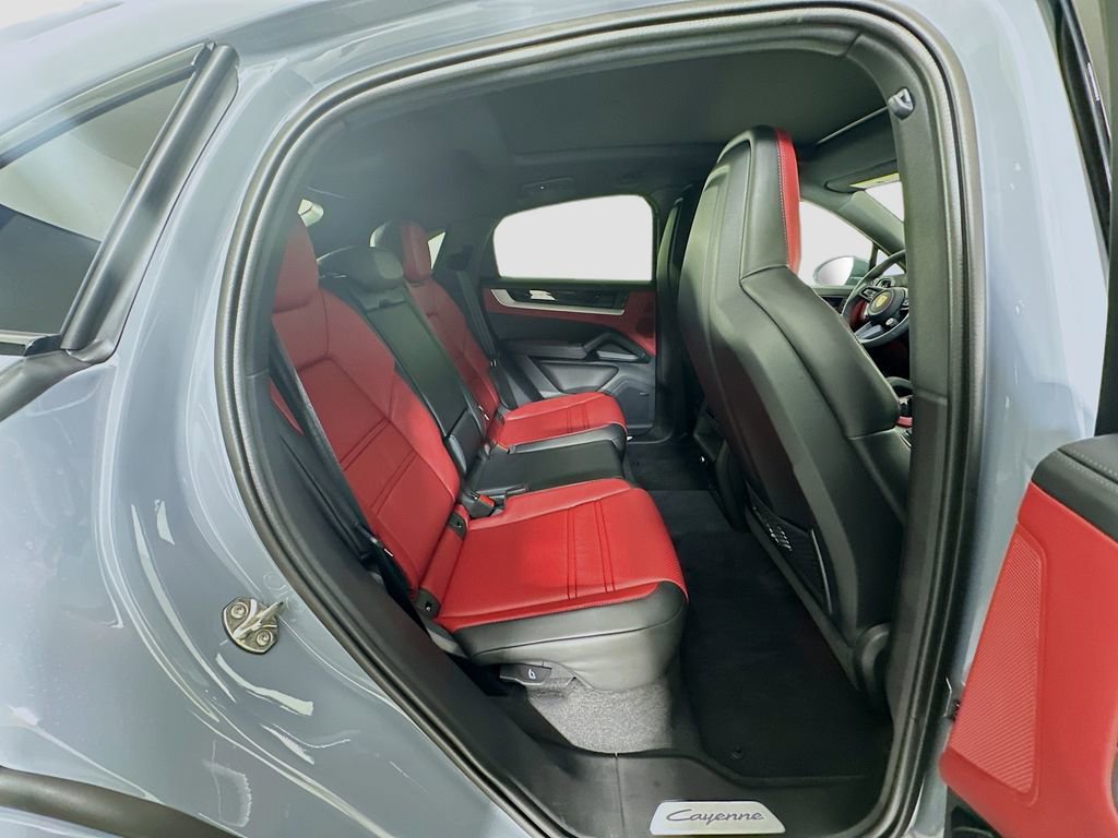 Certified 2026 Porsche Cayenne S image 29