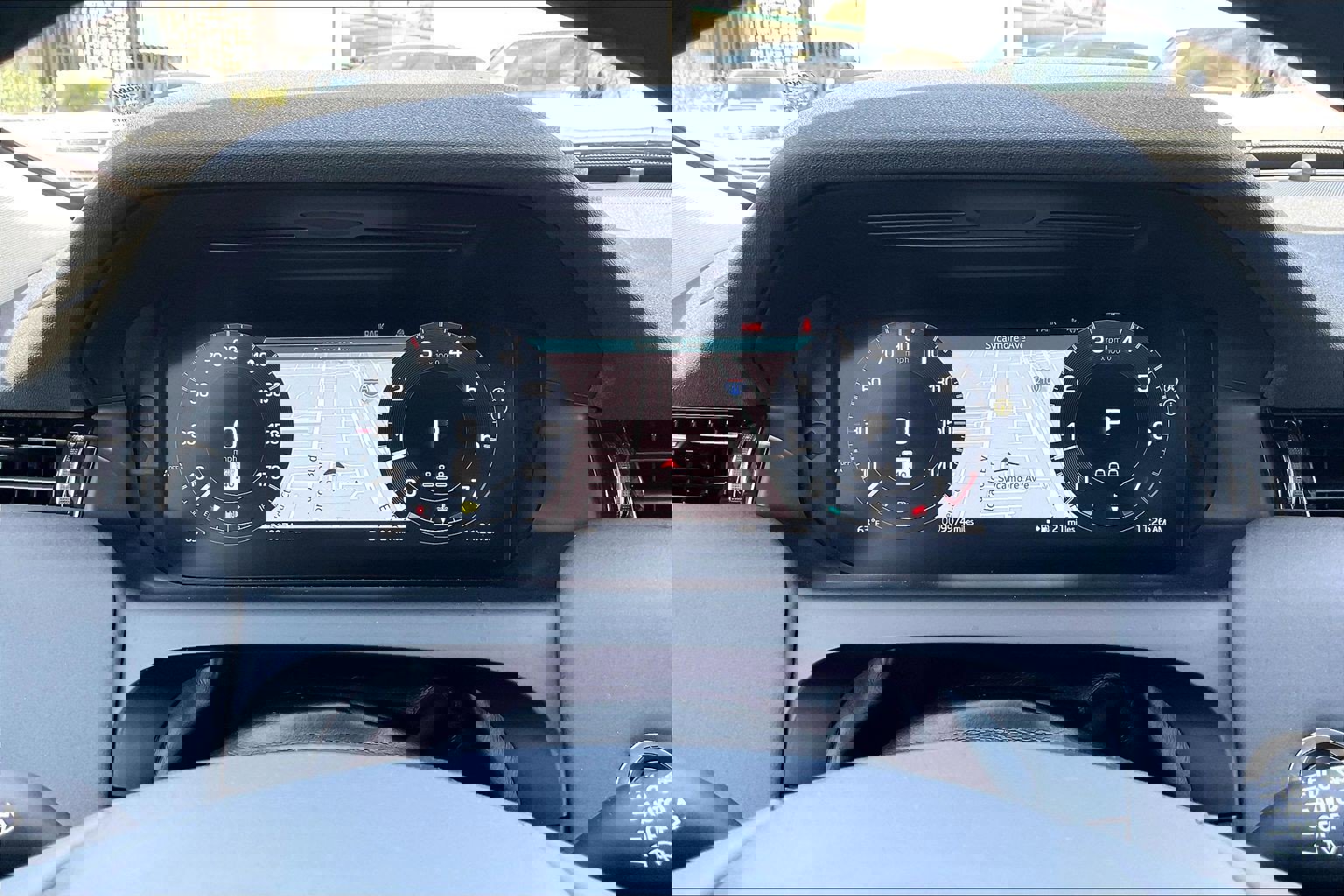 Certified 2025 Land Rover Discovery Sport S image 24