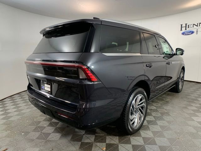 New 2025 Lincoln Navigator Reserve image 7