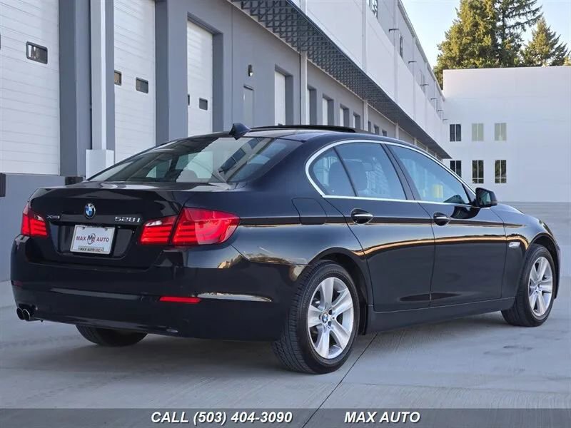 Used 2013 BMW 528i xDrive Sedan AWD/4WD image 8