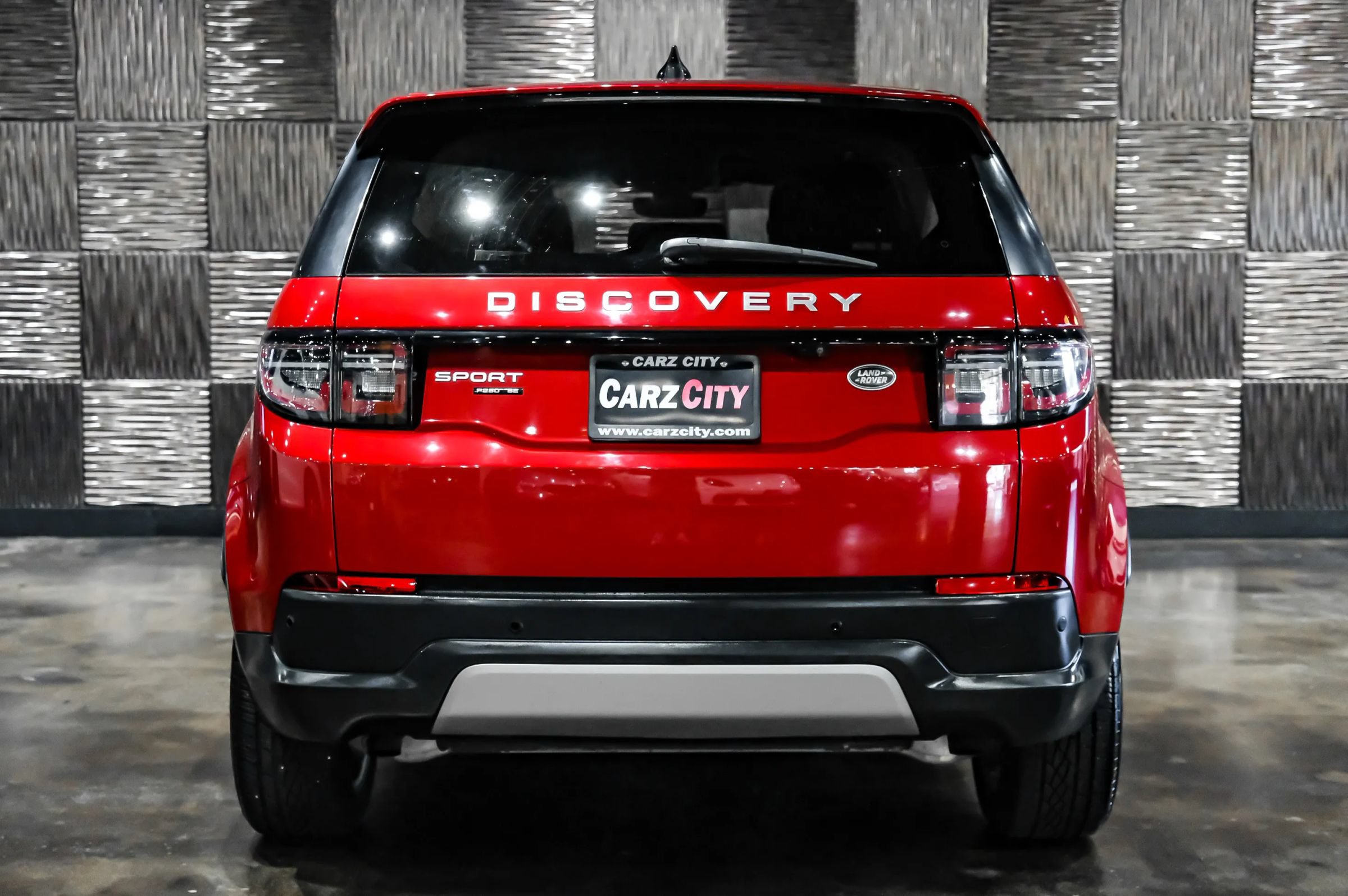 Used 2020 Land Rover Discovery Sport SE AWD/4WD image 10