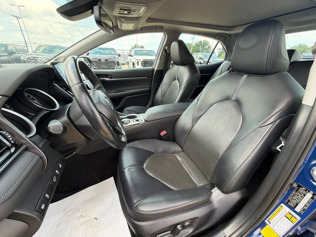 Used 2023 Toyota Camry XLE w/ Navigation Package FWD image 9