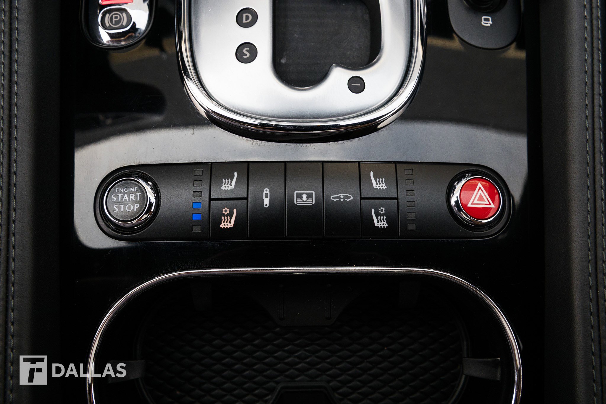 Used 2014 Bentley Flying Spur W12 image 29