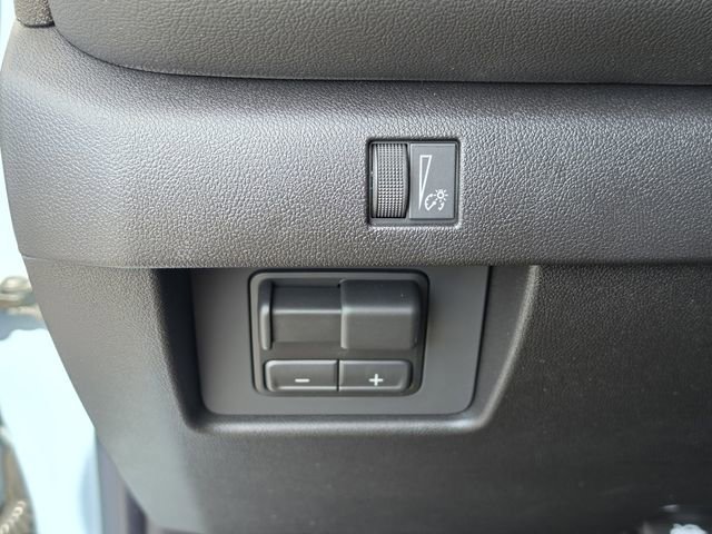 New 2026 Chevrolet Colorado LT w/ LT Convenience Package AWD/4WD image 30