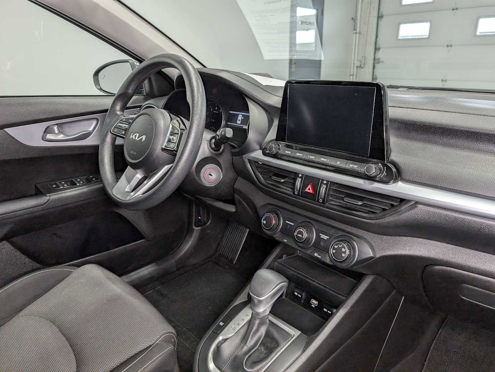 Certified 2023 Kia Forte LXS w/ LXS Technology Package FWD image 39