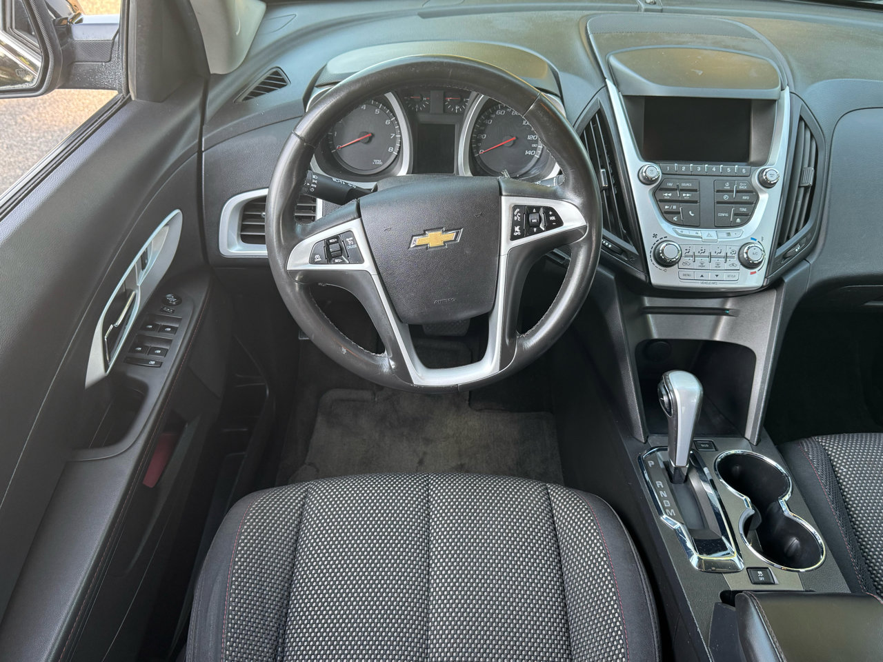 Used 2013 Chevrolet Equinox LT image 16