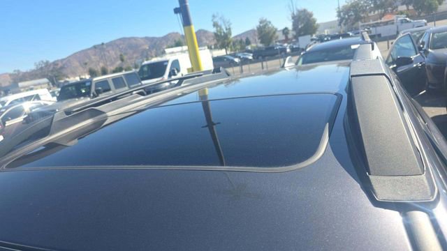 Used 2025 Subaru Outback Onyx Edition AWD/4WD image 13