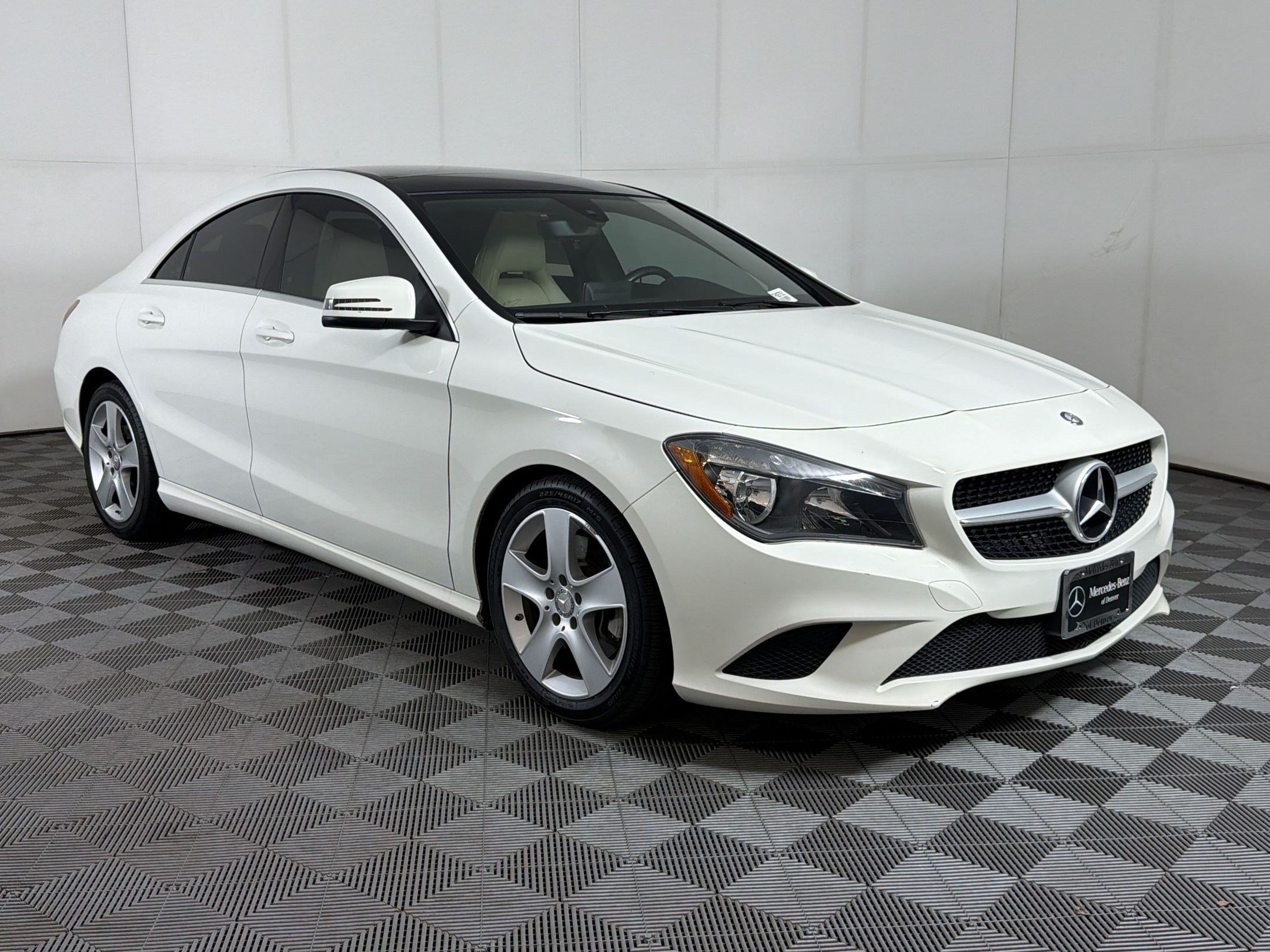 Used 2015 Mercedes-Benz CLA 250 4MATIC image 7