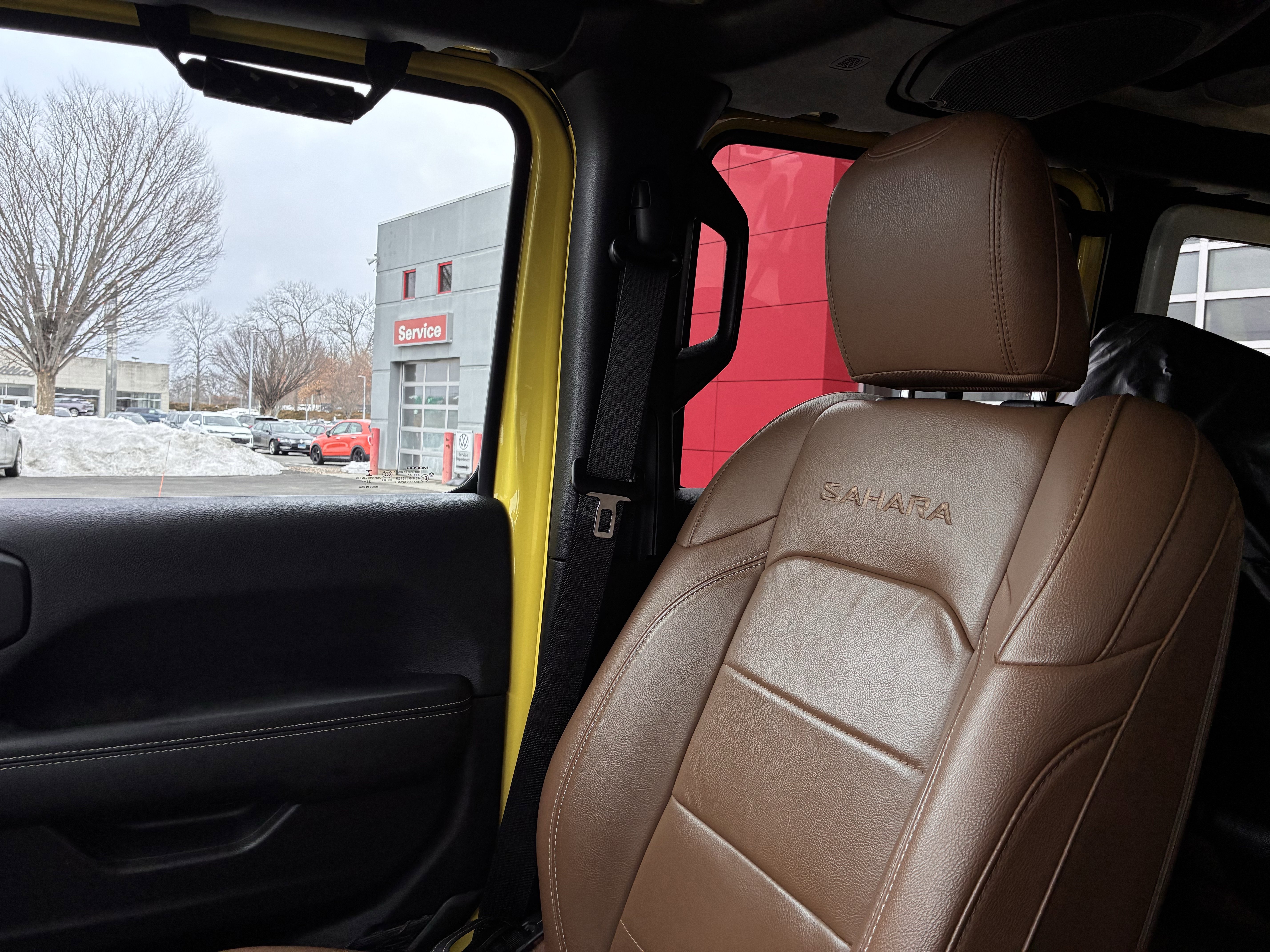 Used 2023 Jeep Wrangler Unlimited Sahara w/ Dual Top Group image 27