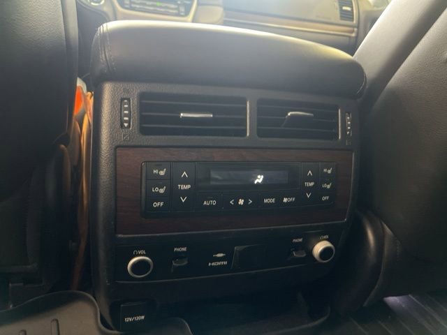 Used 2016 Toyota Land Cruiser AWD/4WD image 15