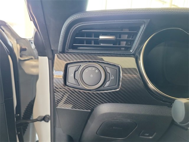 Used 2020 Ford Mustang Shelby GT500 w/ Carbon Fiber Track Pack image 25