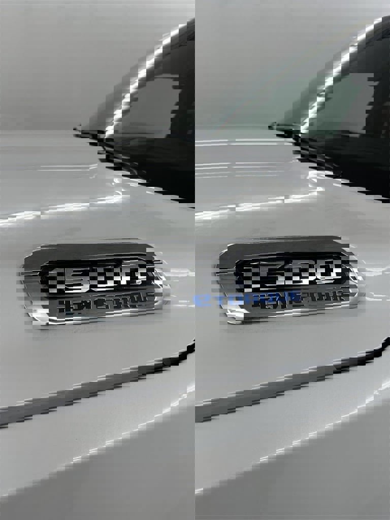Used 2023 RAM 1500 Limited image 11