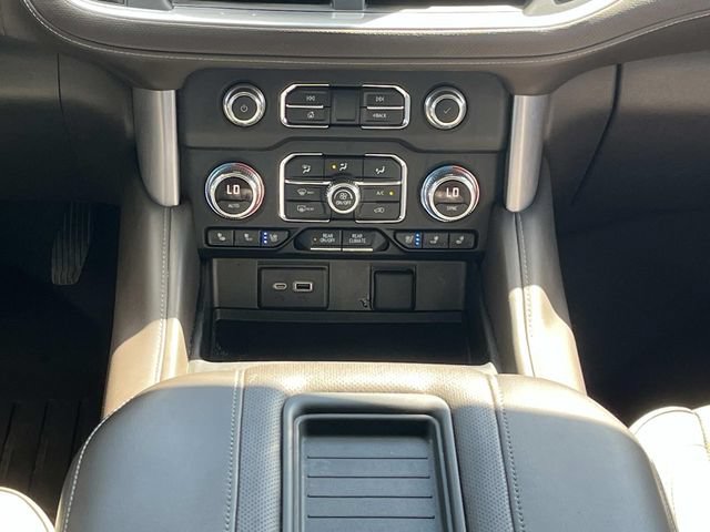 Used 2021 GMC Yukon SLT w/ SLT Luxury Plus Package RWD image 17