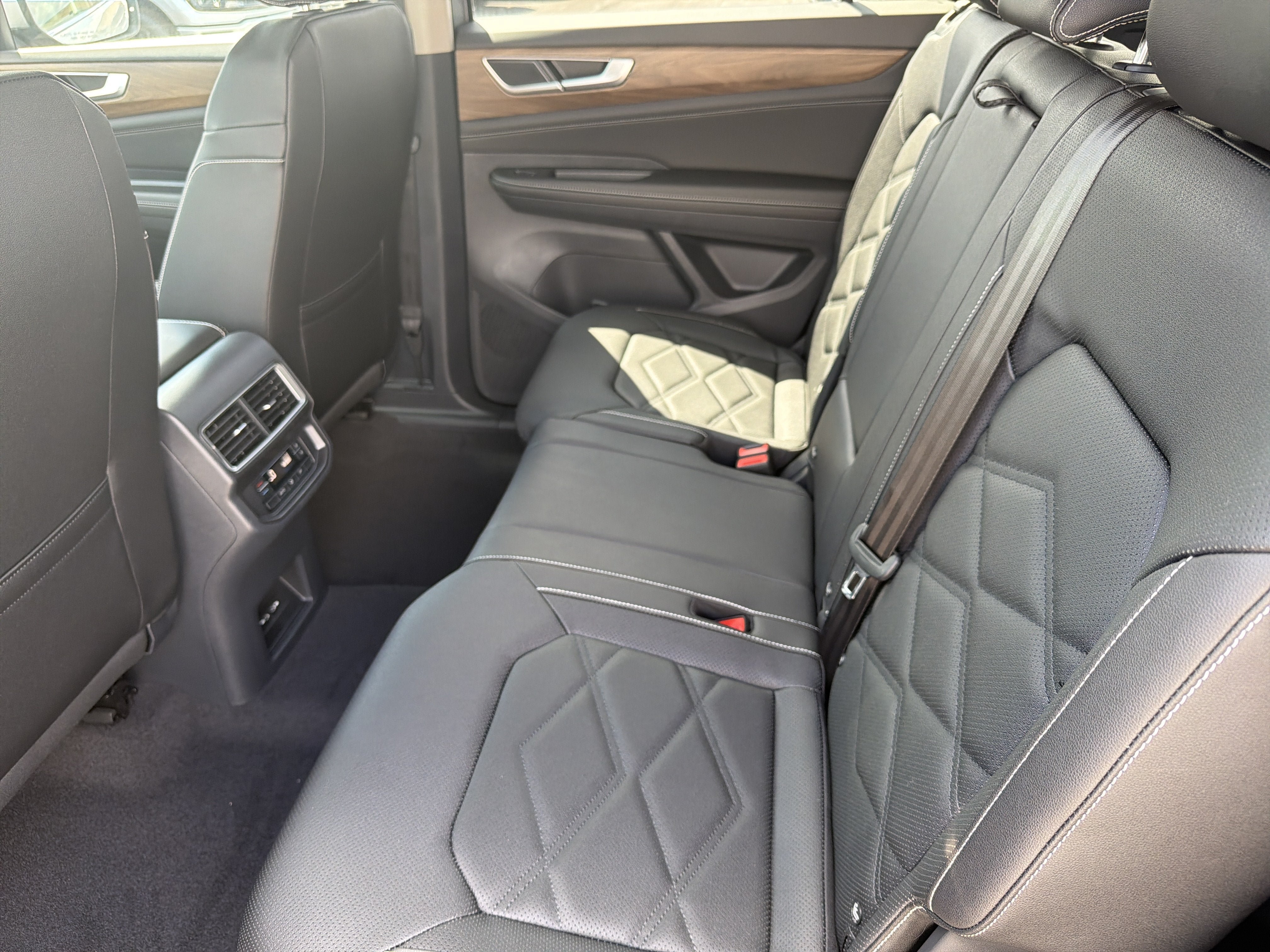 New 2026 Volkswagen Atlas SE AWD/4WD image 22
