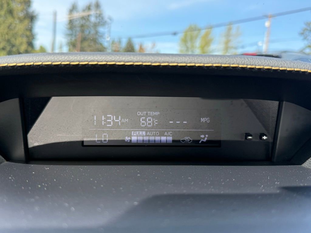 Used 2023 Subaru Crosstrek 2.5i Sport AWD/4WD image 25