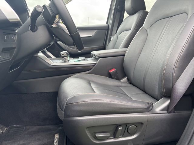 Used 2024 MAZDA CX-90 Plug-In Hybrid w/ Preferred AWD/4WD image 8