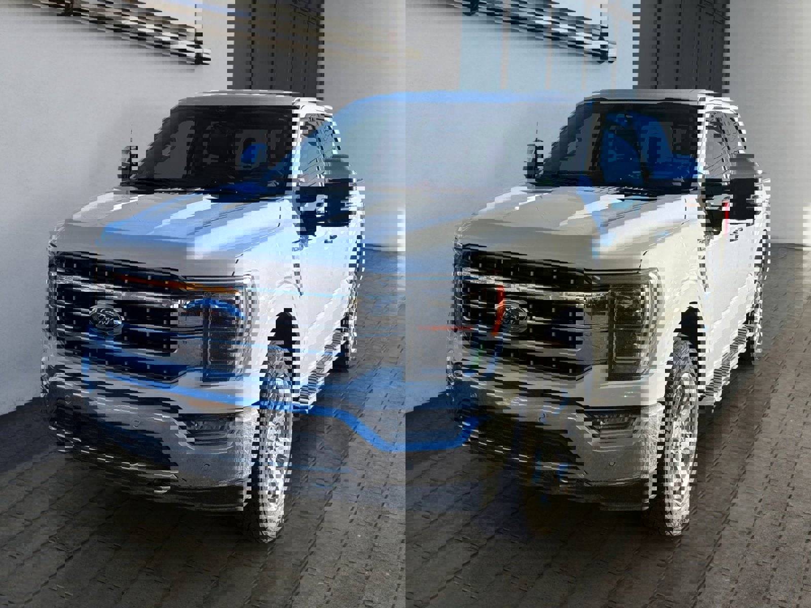 Certified 2022 Ford F150 Lariat w/ Equipment Group 502A High image 3