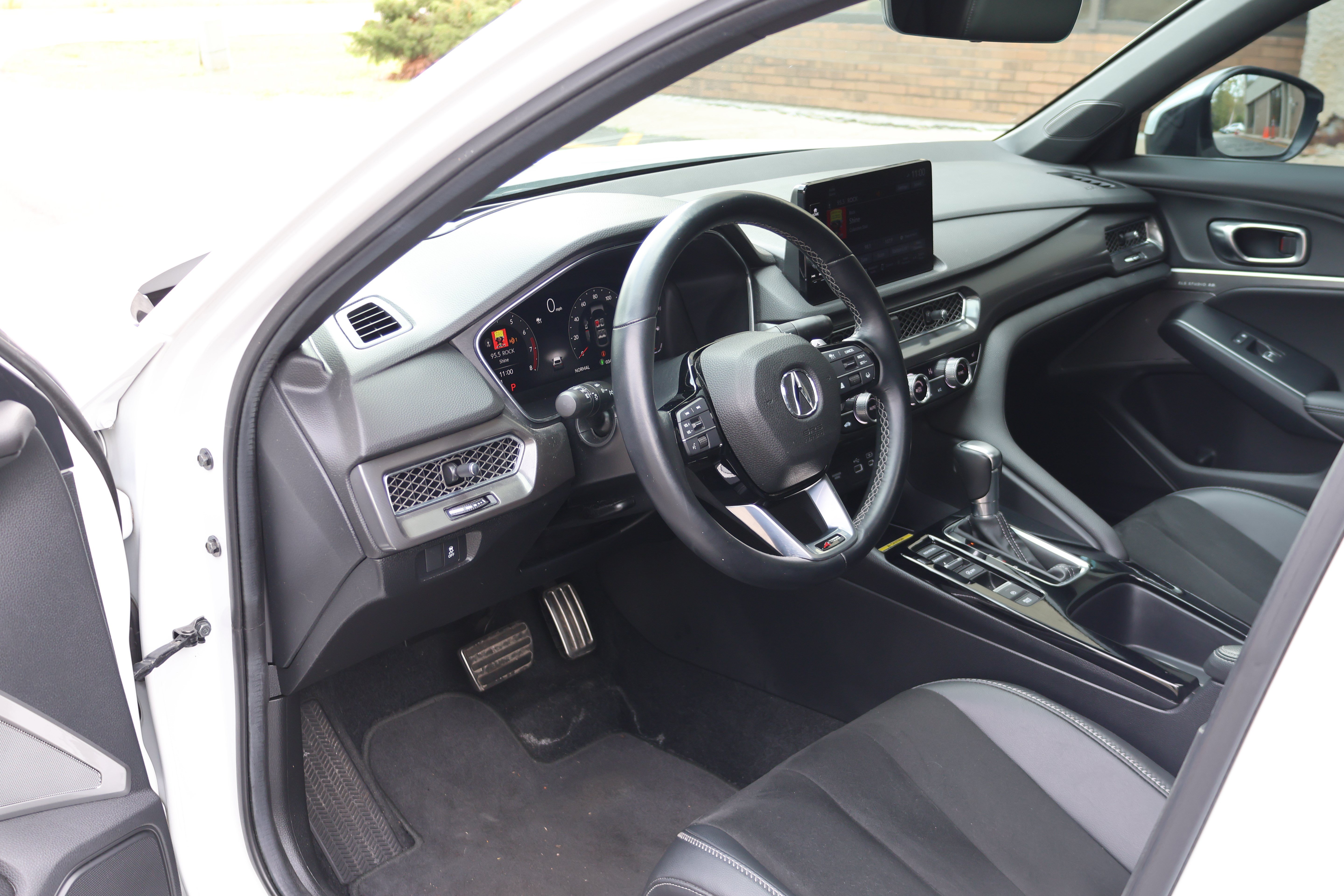 Used 2024 Acura Integra A-Spec w/ Technology Package FWD image 28