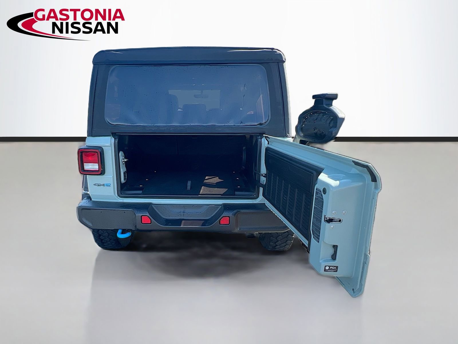 Used 2023 Jeep Wrangler Unlimited w/ Cold Weather Group image 36