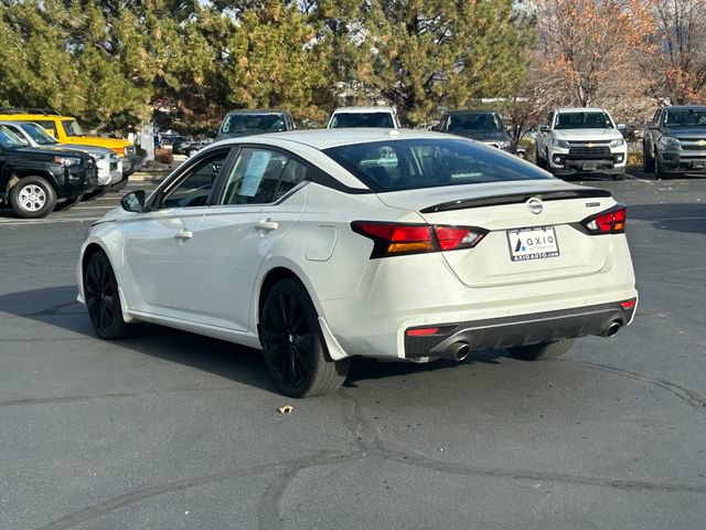 Used 2022 Nissan Altima 2.5 SR w/ Midnight Edition Package AWD/4WD image 7