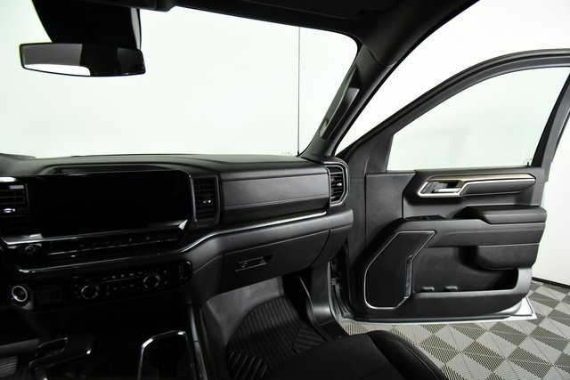 Used 2023 Chevrolet Silverado 1500 RST image 21