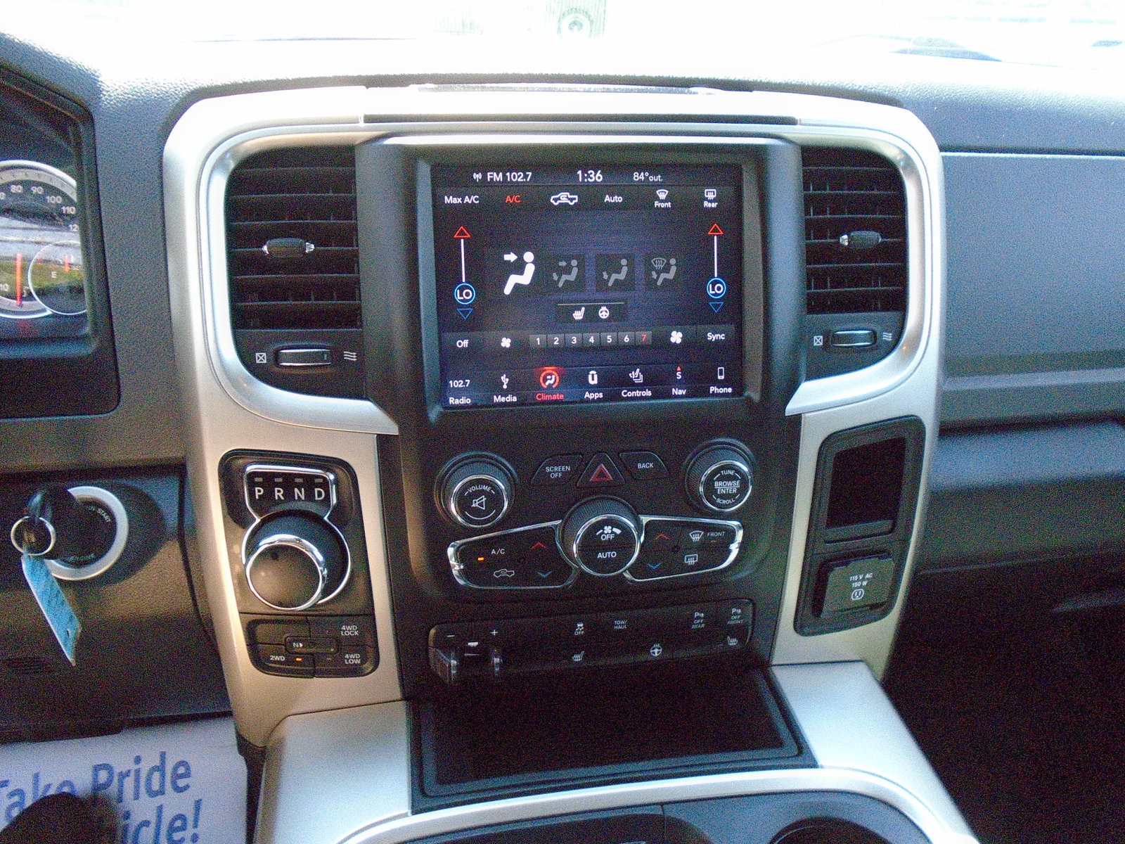Used 2018 RAM 1500 Outdoorsman AWD/4WD image 17