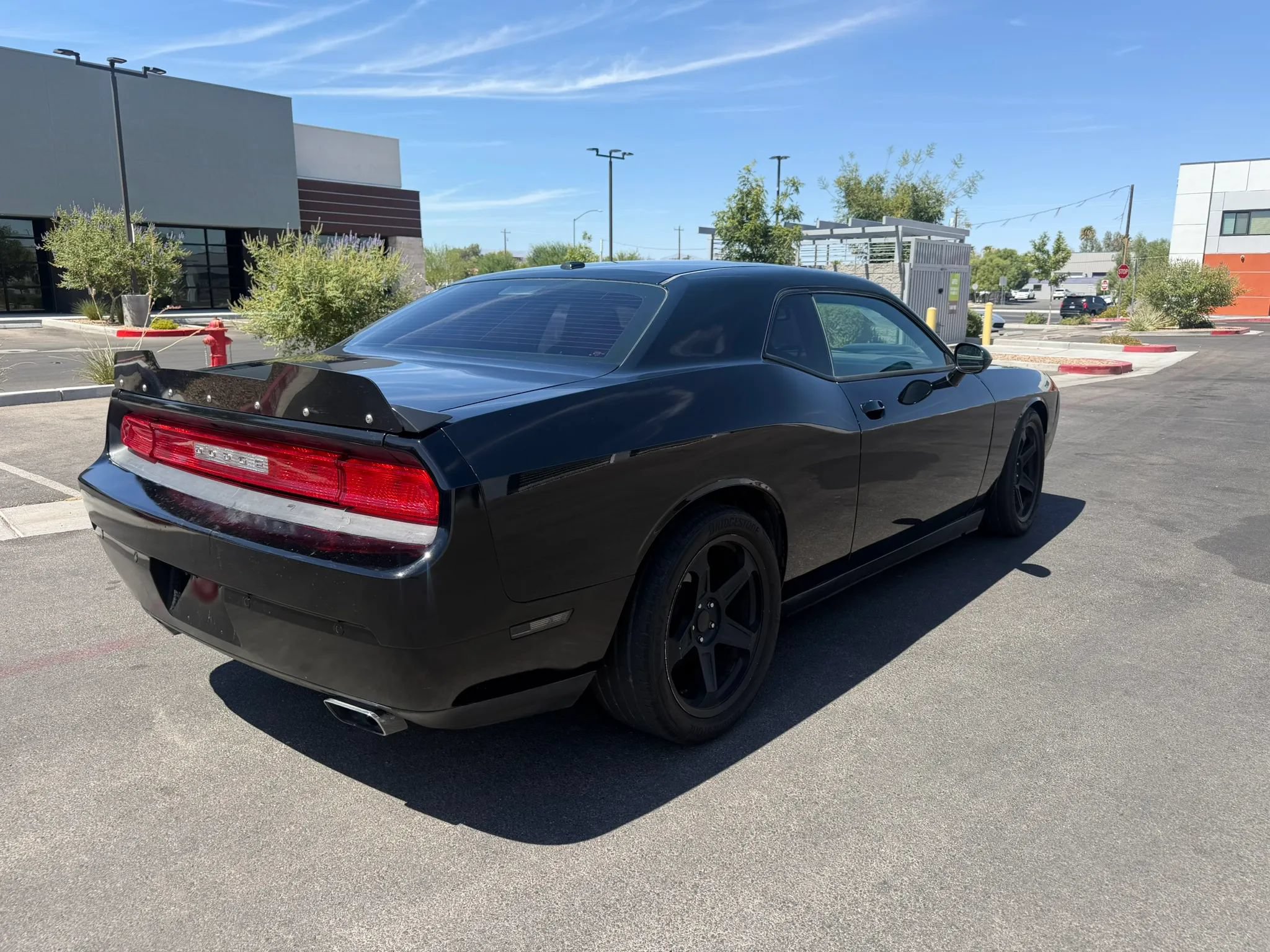 Used 2014 Dodge Challenger R/T RWD image 5