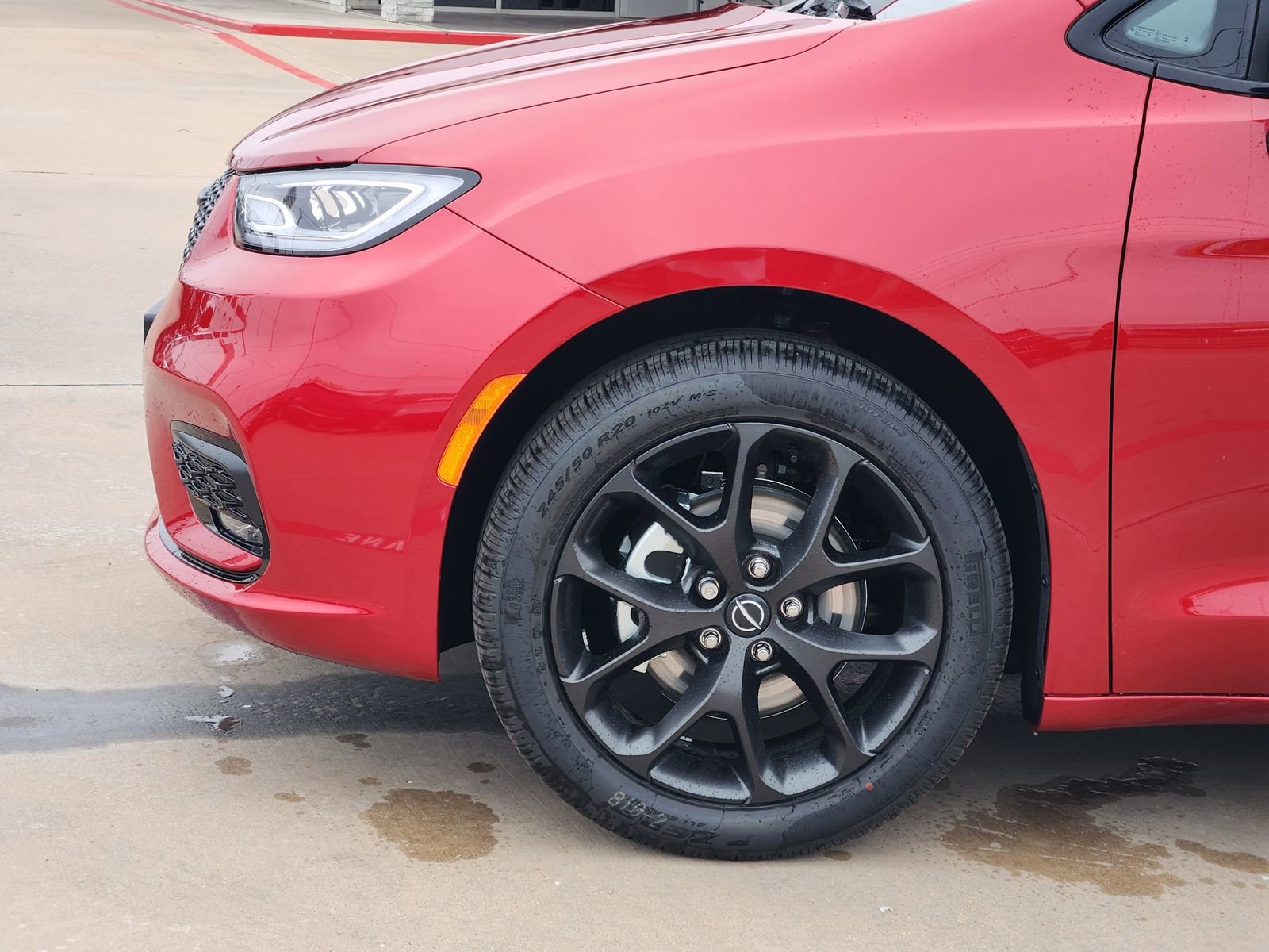 New 2026 Chrysler Pacifica Select image 10