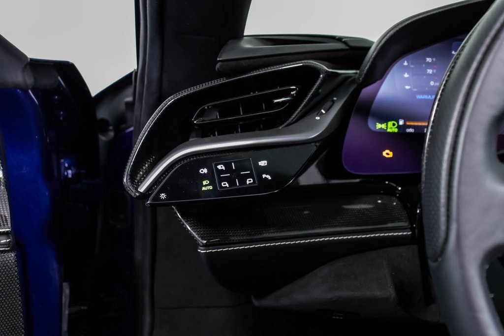 Certified 2022 Ferrari SF90 Spider image 40