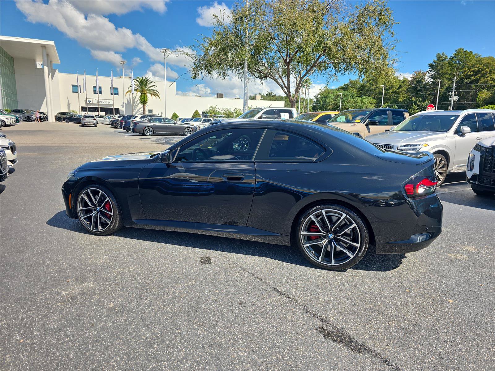 Certified 2024 BMW 230i Coupe w/ Premium Package RWD image 5
