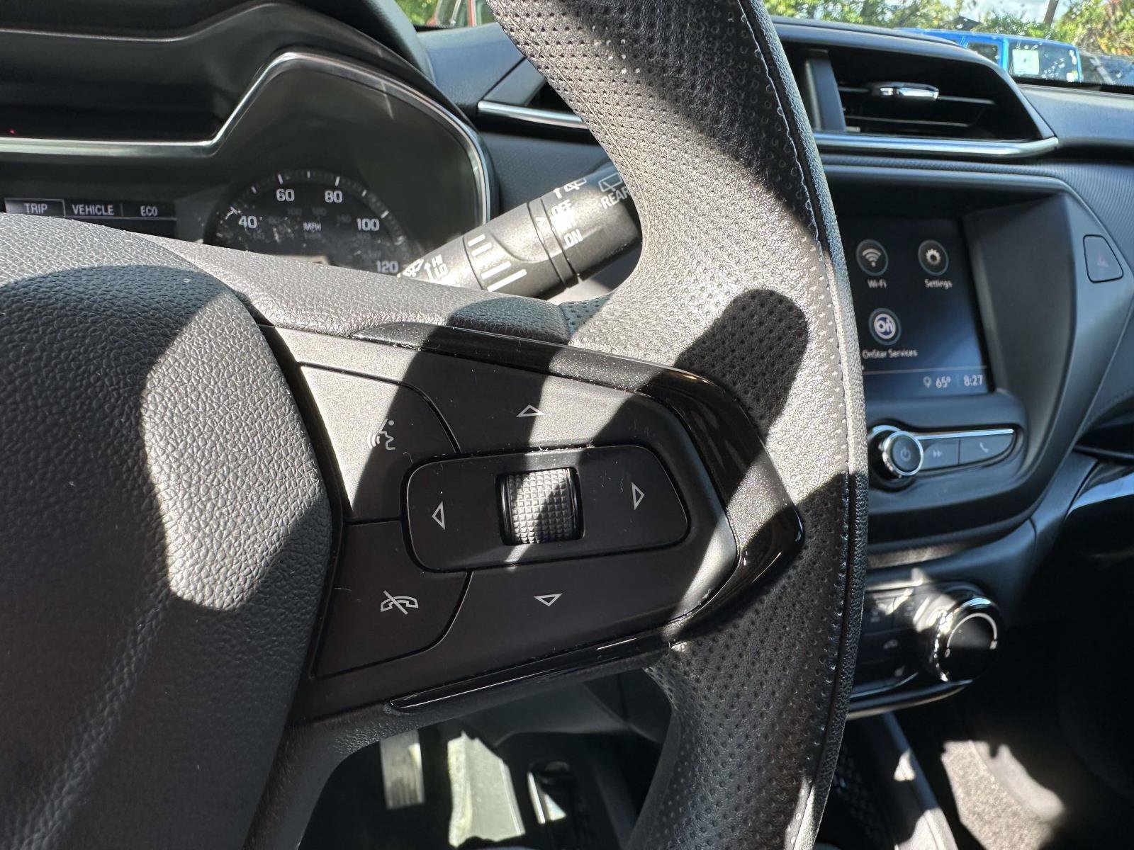Used 2022 Chevrolet TrailBlazer LT AWD/4WD image 31