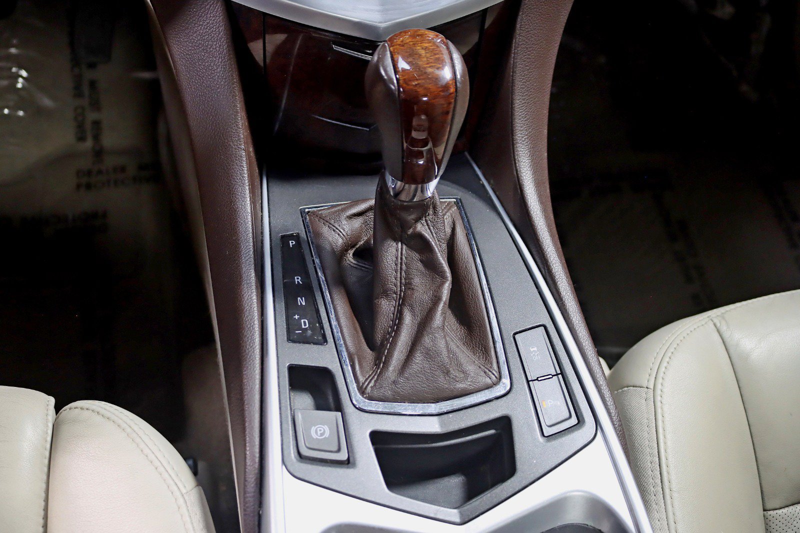 Used 2010 Cadillac SRX Luxury AWD/4WD image 21