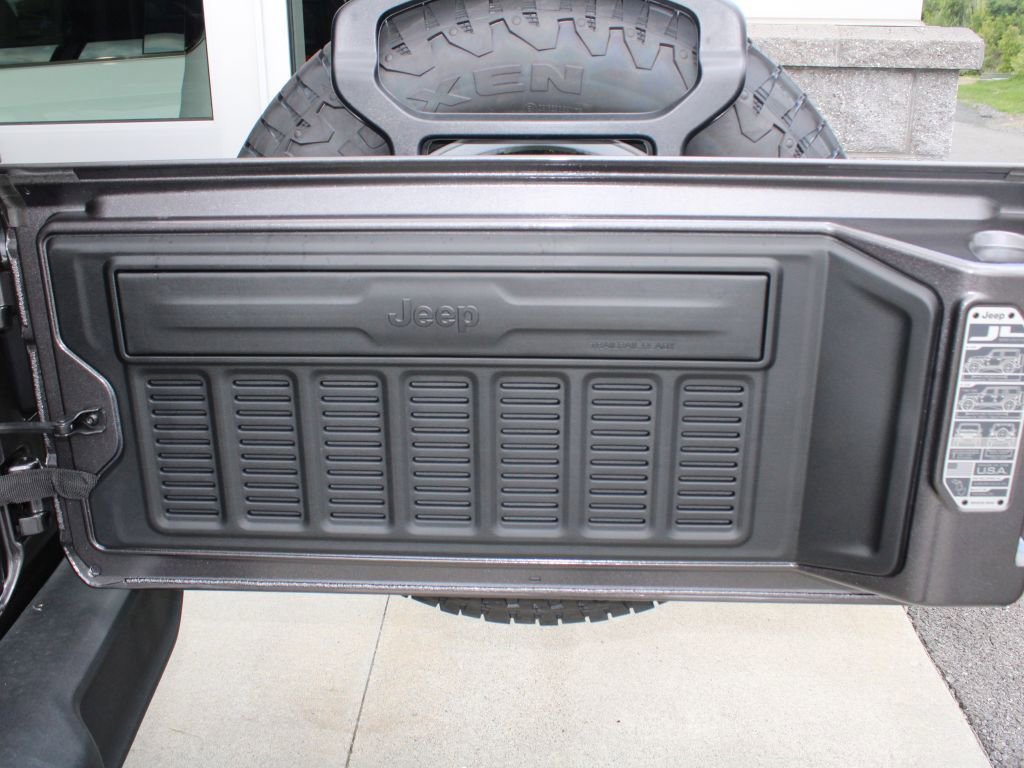 New 2025 Jeep Wrangler Sport S image 14