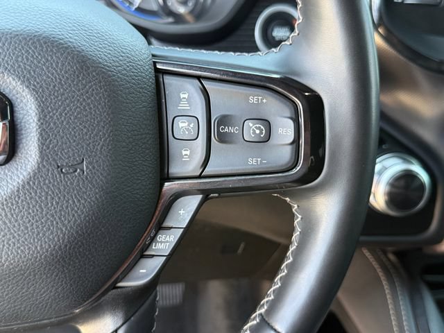 Used 2022 RAM 1500 Limited AWD/4WD image 16