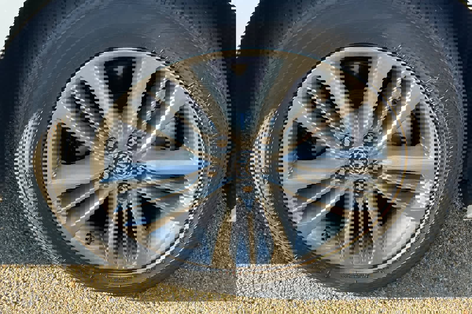 Certified 2016 Toyota Camry SE image 15