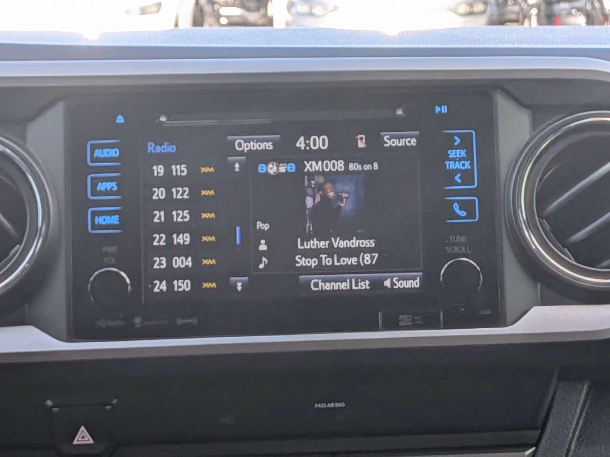 Used 2019 Toyota Tacoma TRD Off-Road AWD/4WD image 18