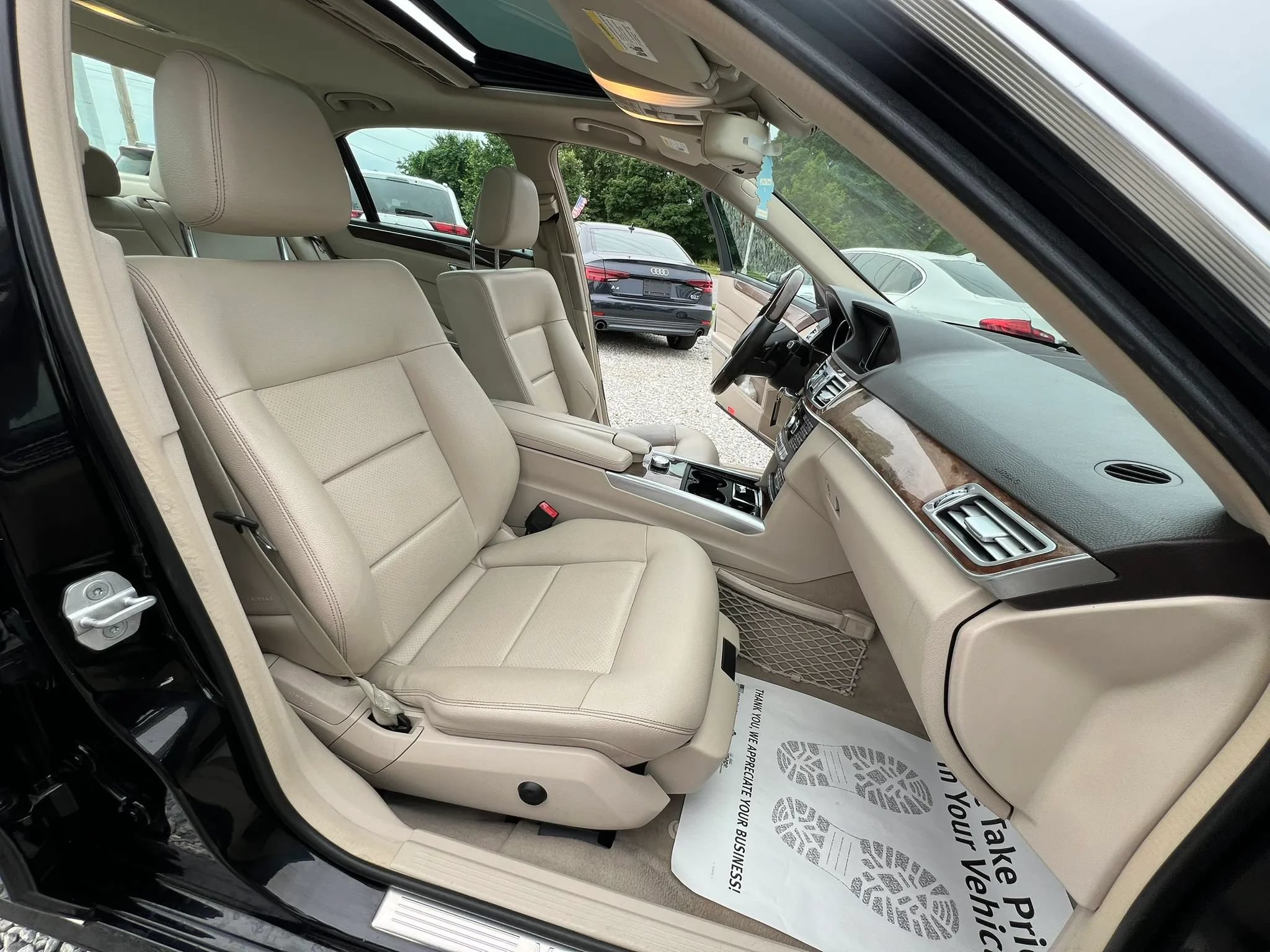 Used 2014 Mercedes-Benz E 350 4MATIC Sedan image 12
