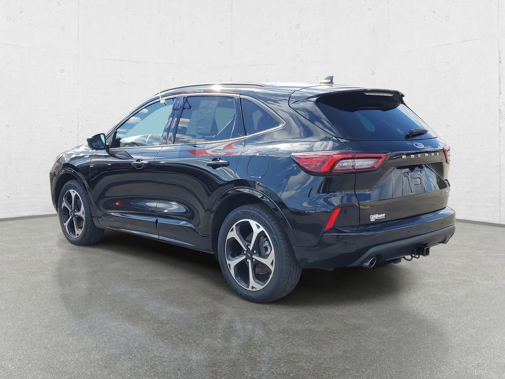 Certified 2024 Ford Escape ST-Line Select w/ Tech Pack #2 image 5