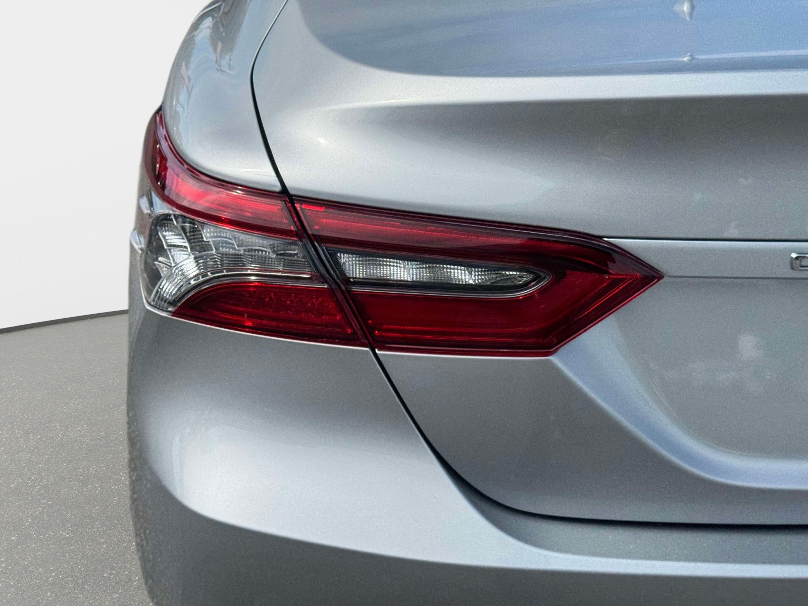 Certified 2021 Toyota Camry XLE FWD image 9