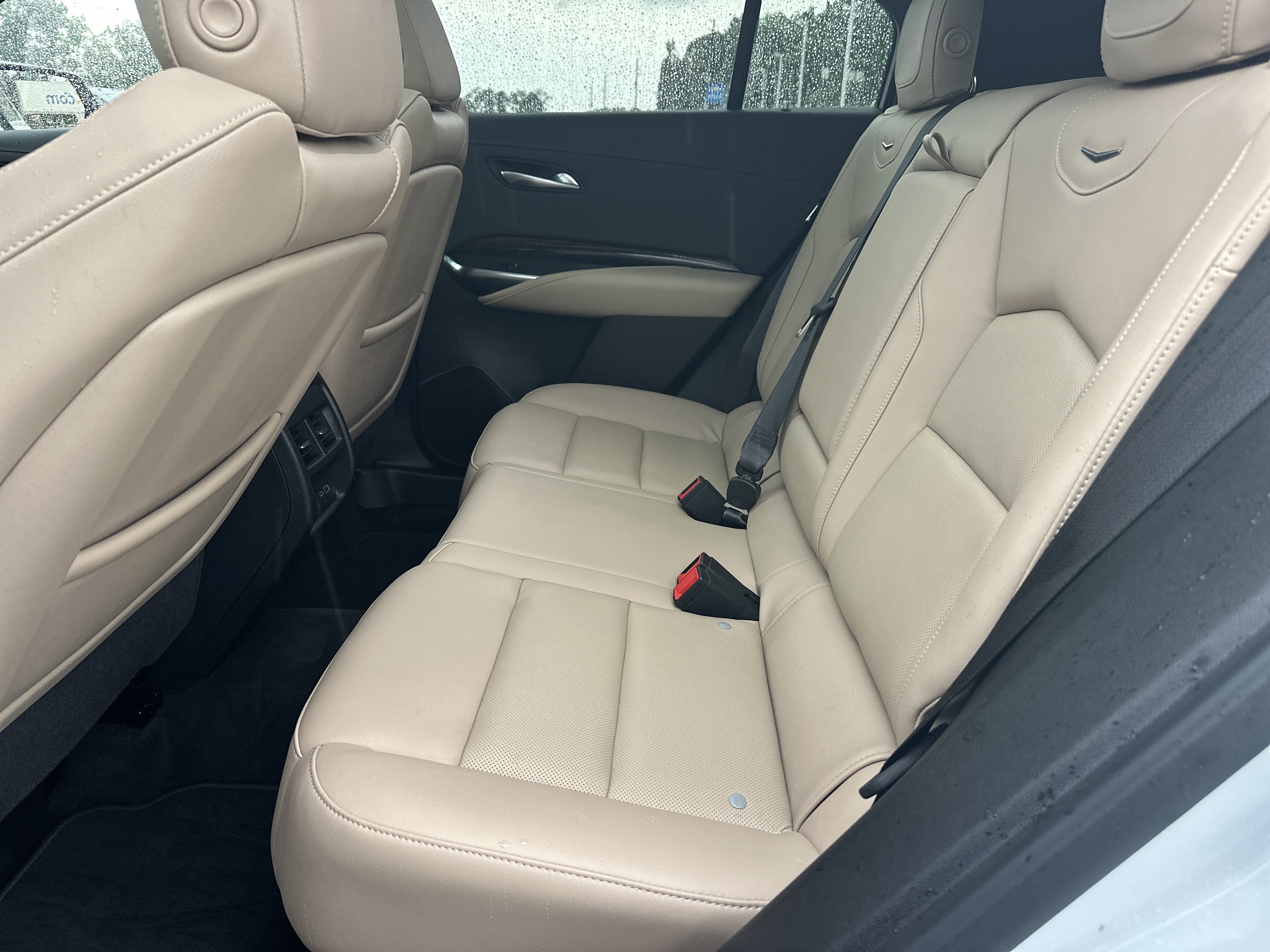 Used 2025 Cadillac XT4 Premium Luxury w/ Technology Package FWD image 20