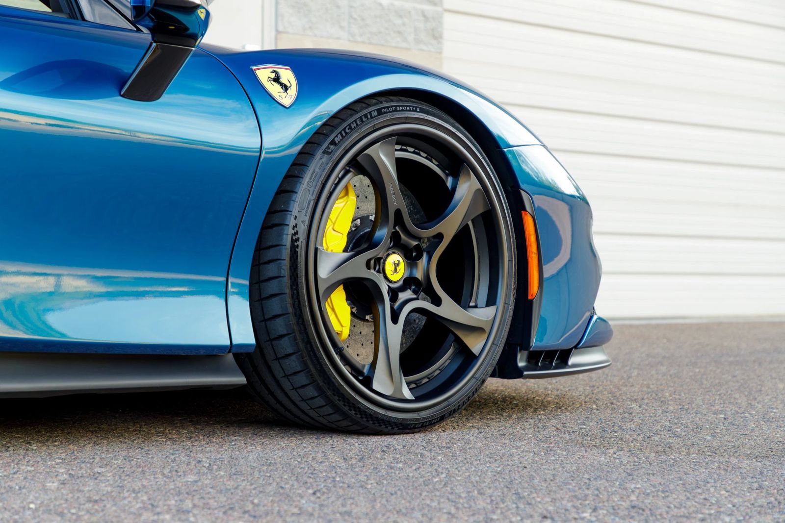 Used 2023 Ferrari SF90 Spider AWD/4WD image 85