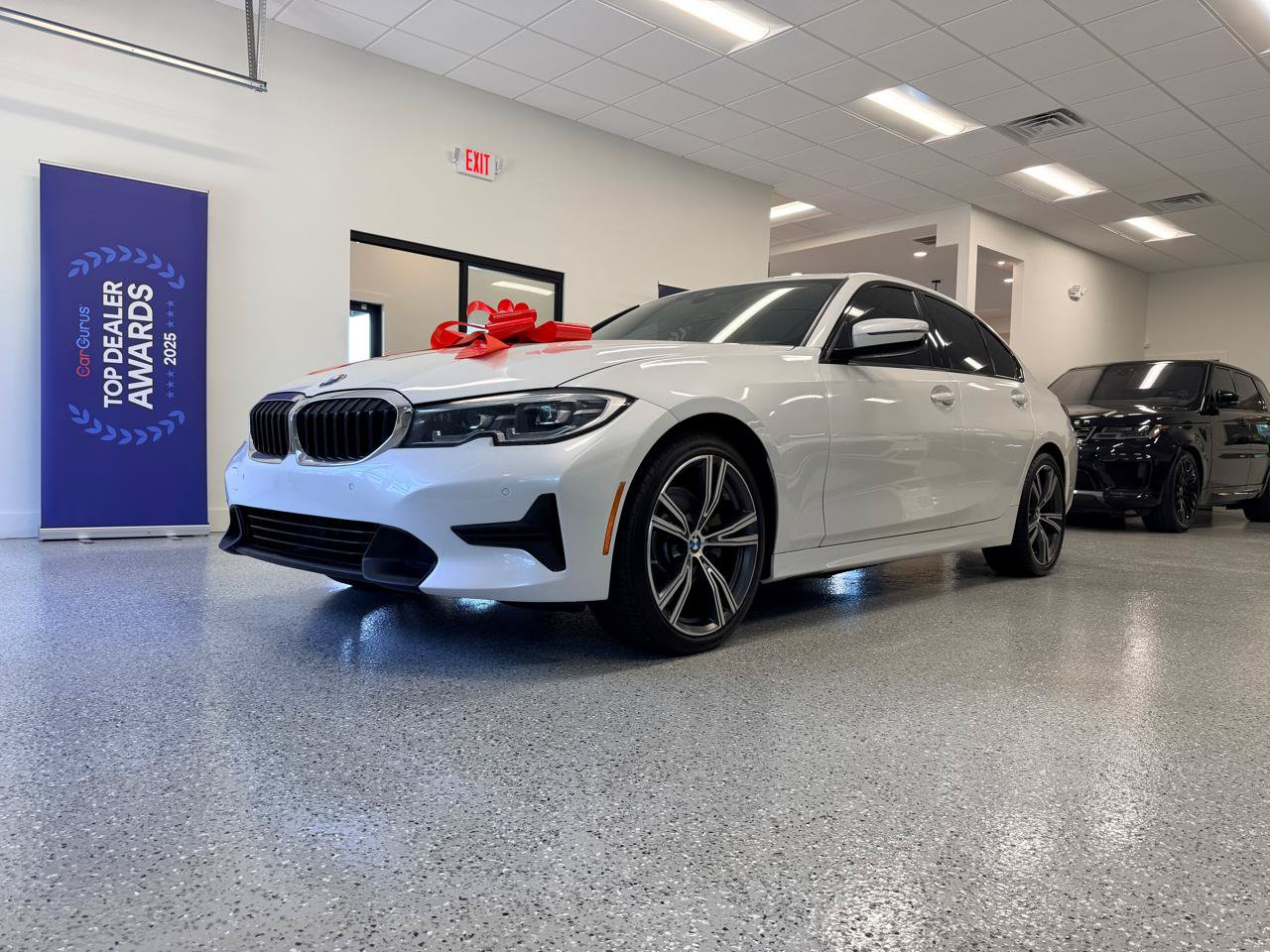 Used 2022 BMW 330i Sedan w/ Convenience Package RWD image 12