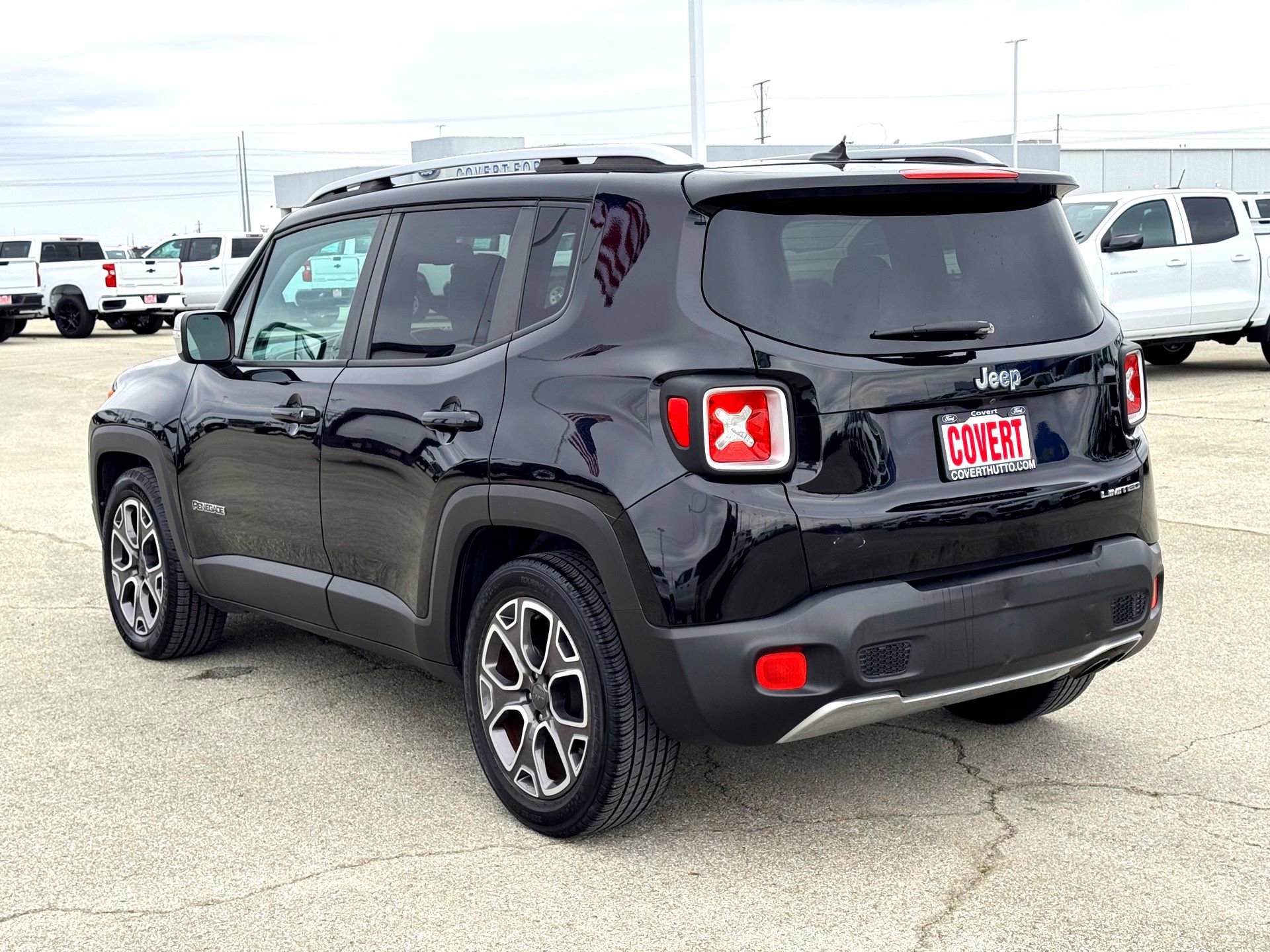 Used 2016 Jeep Renegade Limited image 9