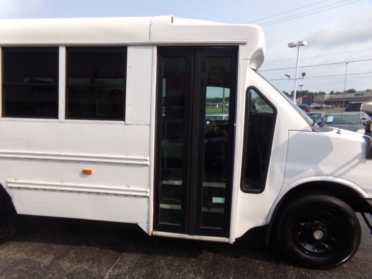 Used 2012 Chevrolet Express 3500 w/ School Bus Package RWD image 42
