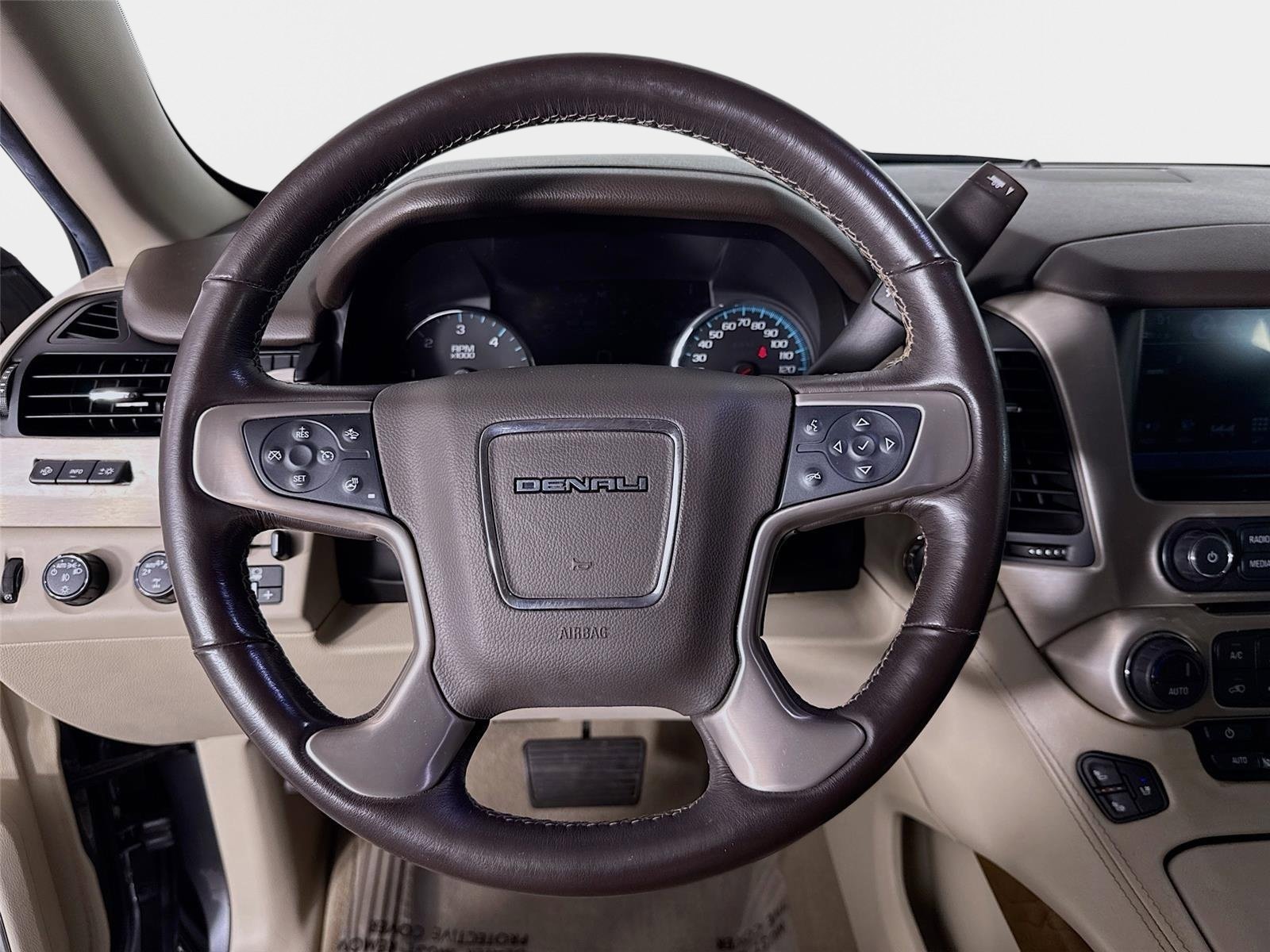 Certified 2020 GMC Yukon Denali w/ Denali Ultimate Package AWD/4WD image 12