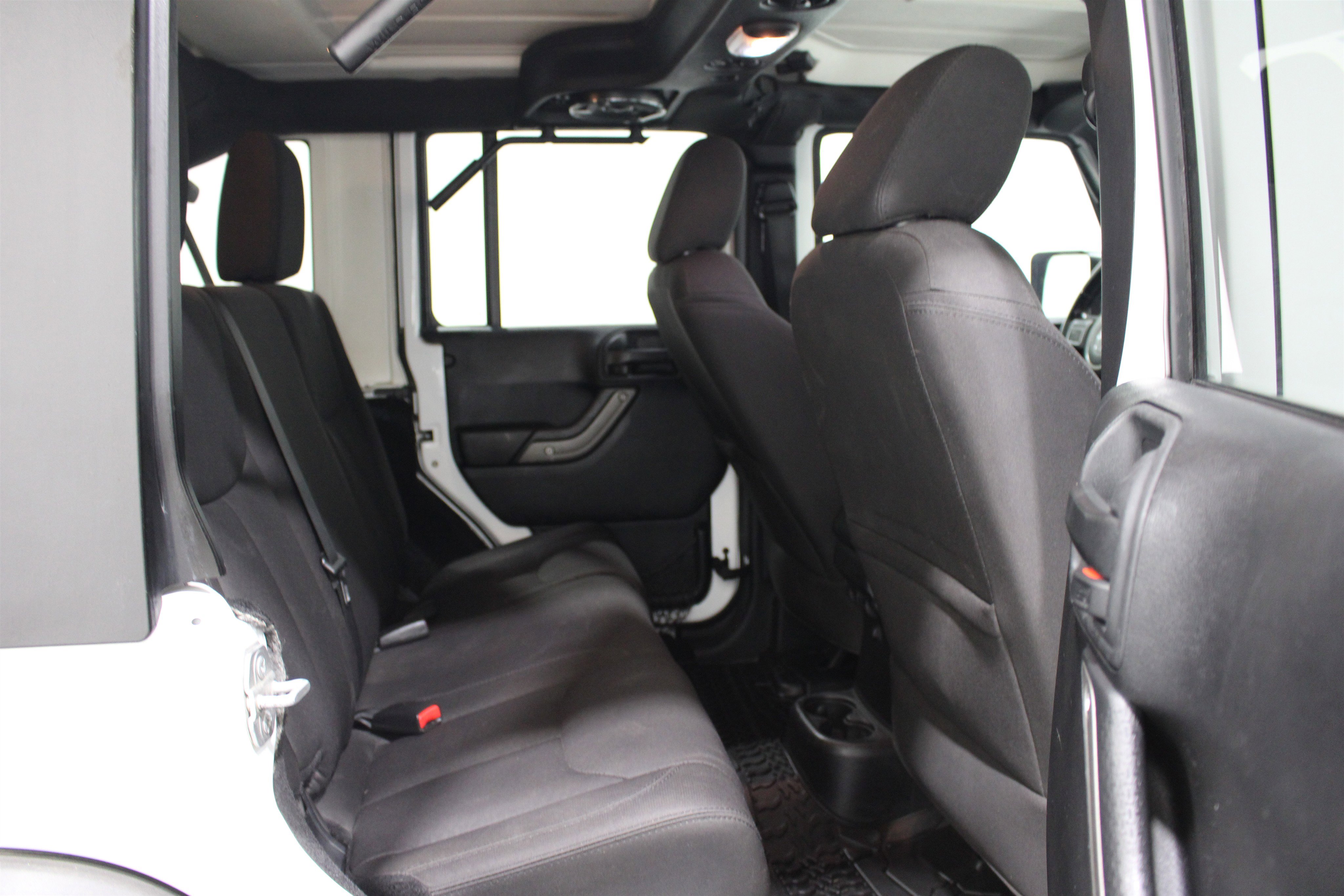 Used 2015 Jeep Wrangler Unlimited Sport w/ Quick Order Package 24S AWD/4WD image 19