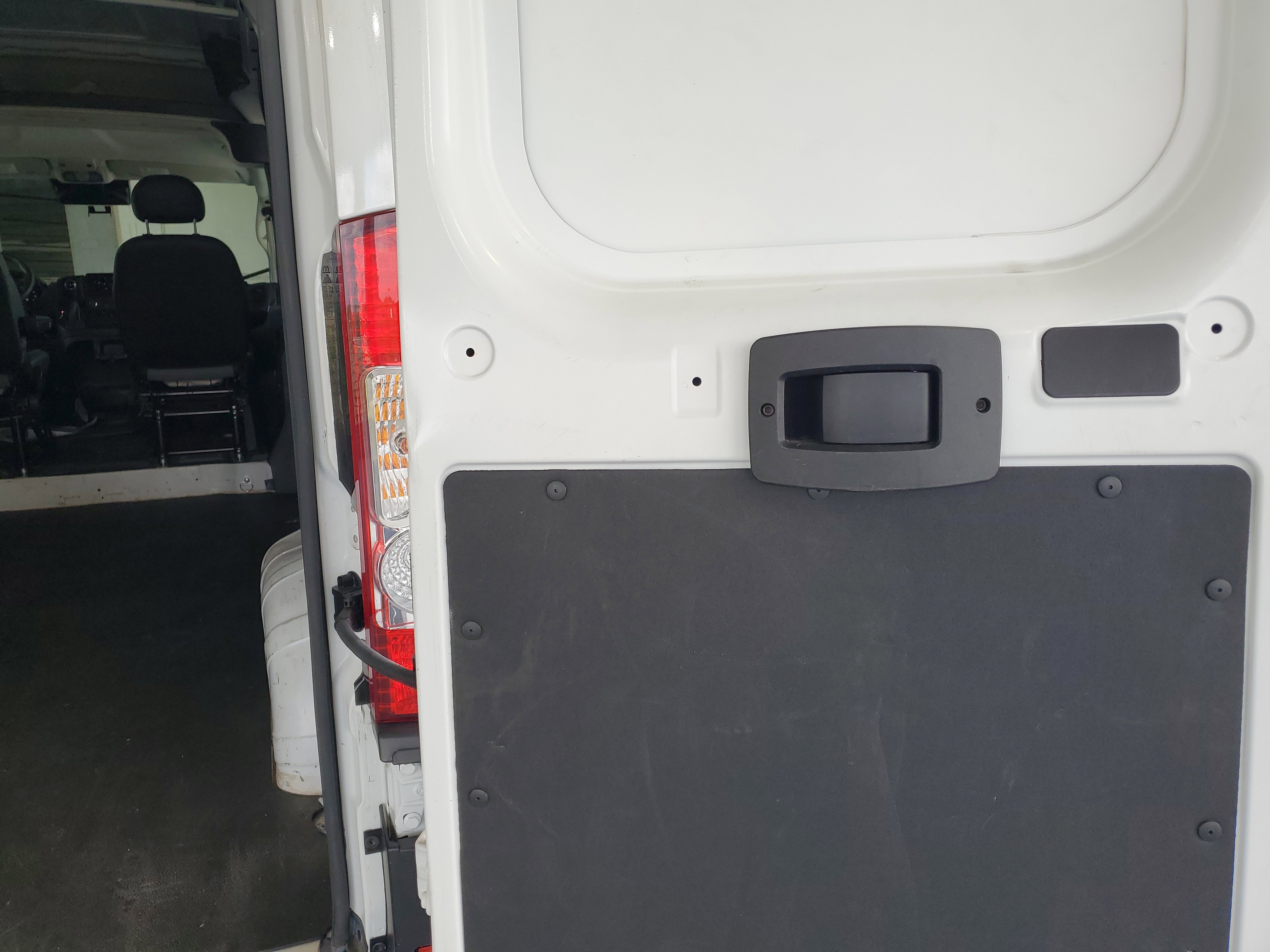 Used 2025 RAM ProMaster 2500 w/ Convenience Group FWD image 13