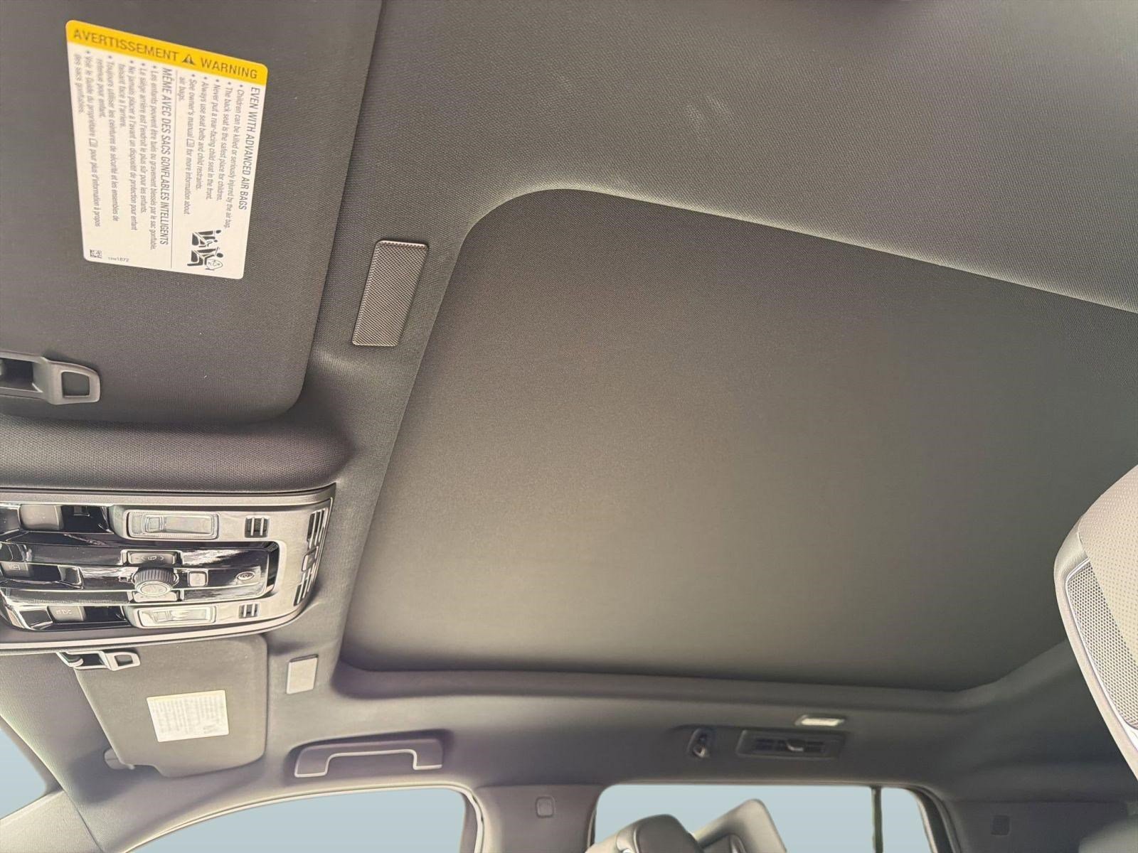 New 2026 Cadillac Escalade Luxury AWD/4WD image 16